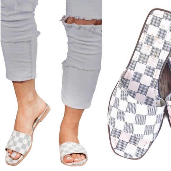 Boutique Checker Slip-On Open Toe Sandal Women’s Multi Sizes NIB - Picture 4 of 9